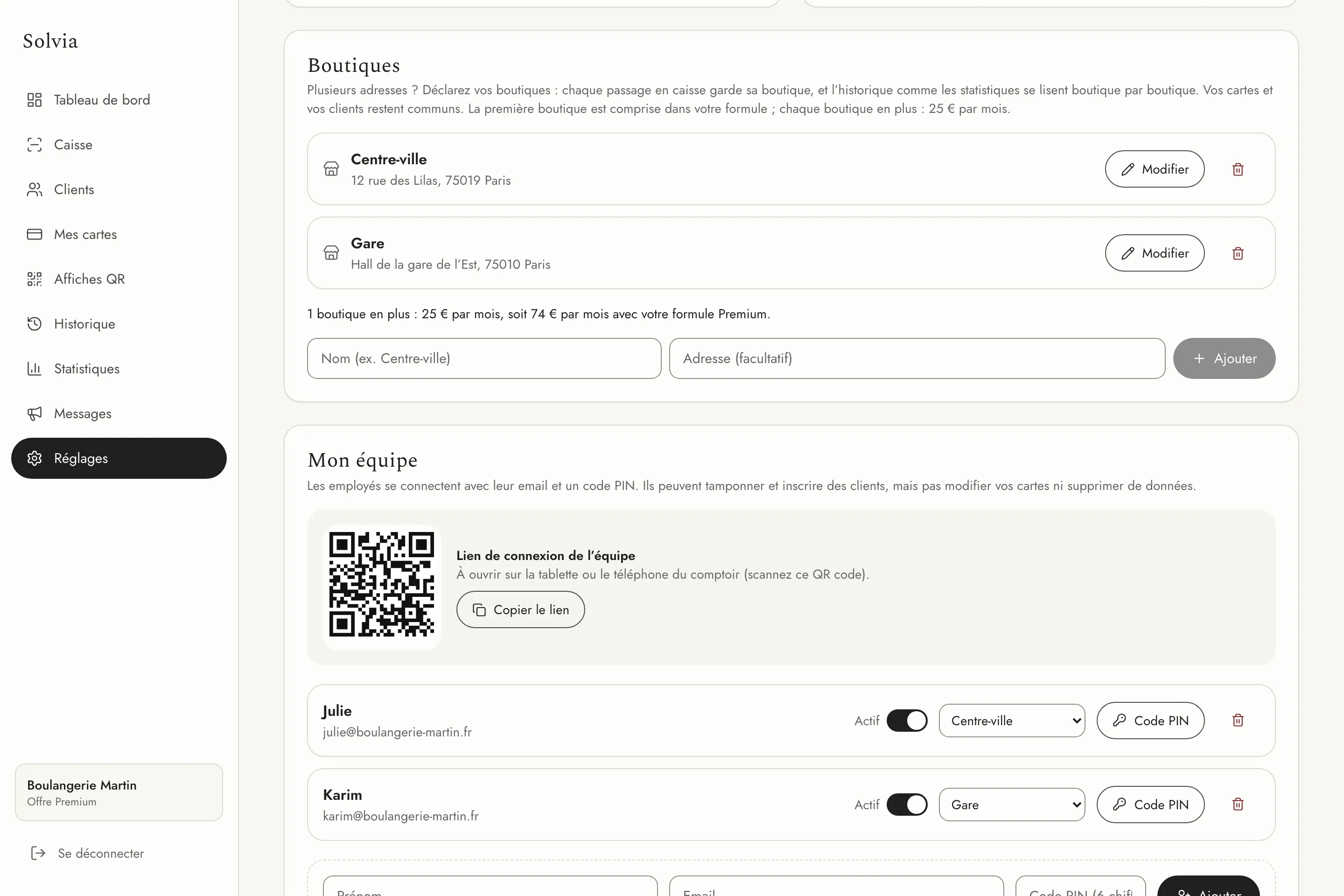 Écran Réglages de Solvia : deux boutiques, et l’équipe avec son lien de connexion et ses codes PIN.